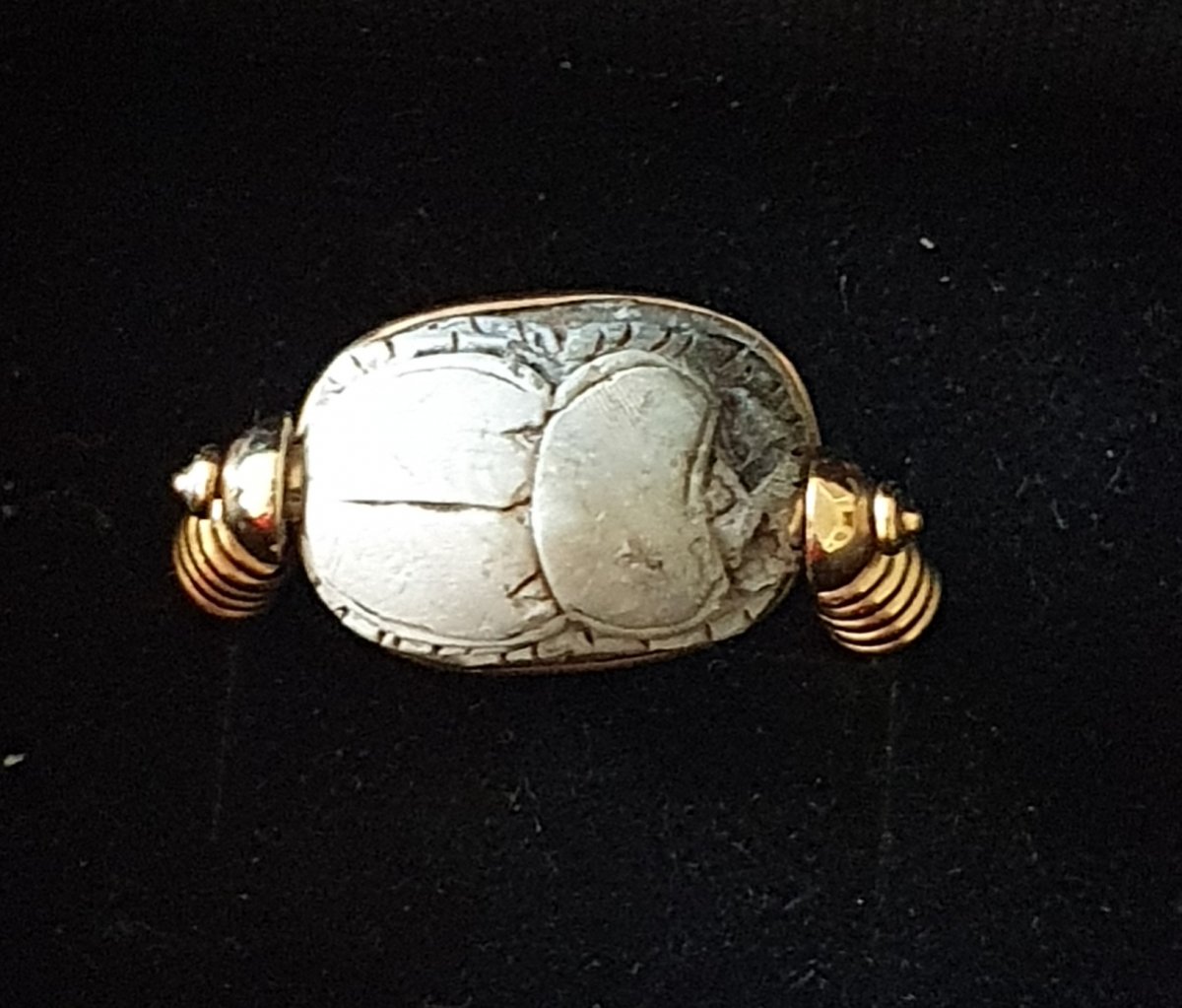  Gold Yellow  Ring &  Old  Egyptian Scarab-photo-1