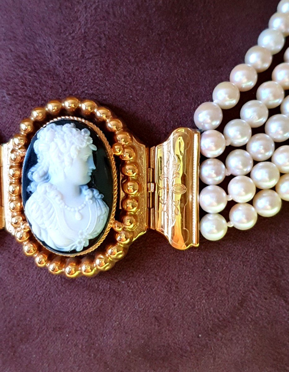 Necklace With 5 Rows Of Japanese Cultured Pearls -photo-4