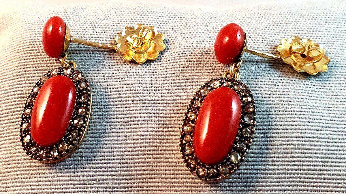 BOUCLES D'OREILLES  CABOCHON CORAIL ROUGE &  DIAMANTS TAILLE ROSE-photo-2