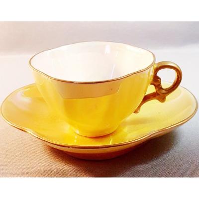 PETITE TASSE avec SOUS-TASSE QUADRILOBEE JAUNE IRISE SARREGUEMINES ART DECO