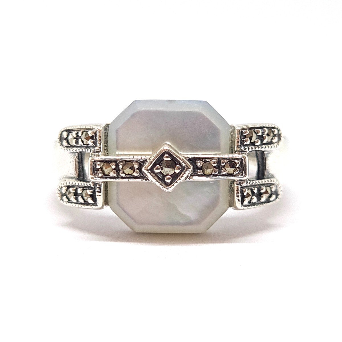 Mother-of-pearl Ring 925/1000 Silver