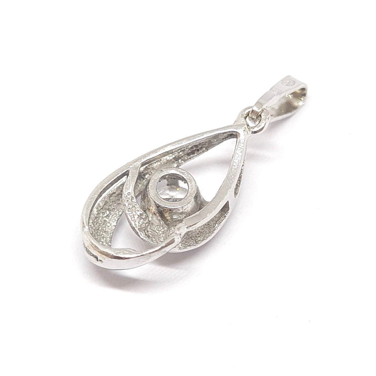 Pendentif Or Blanc 18k Diamant Blanc 0 05 Ct Brillant W Si 566110