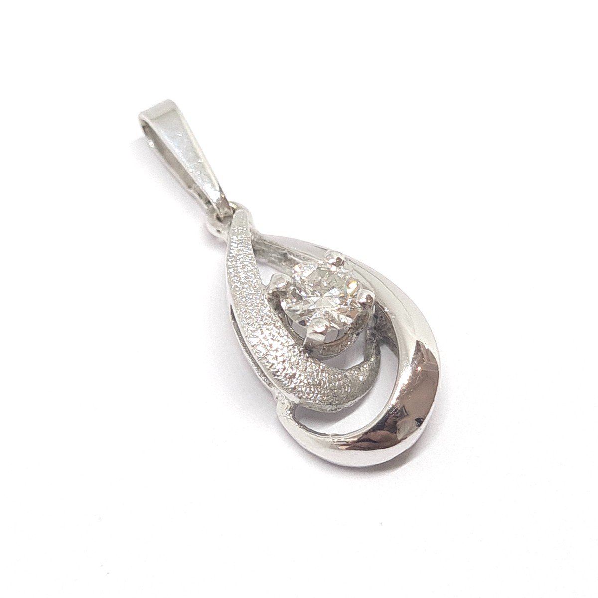 Pendentif Main De Fatma En Or Blanc 18 Carats - Bijou Religieux Occasion En Très Bon état