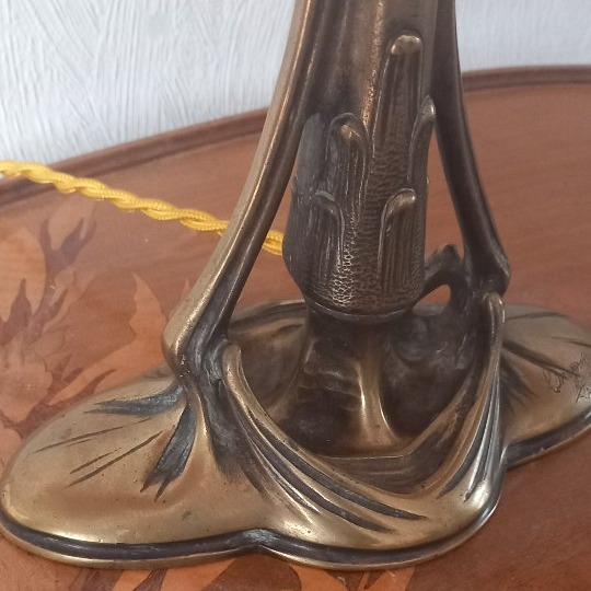 Majorelle And Daum Nancy: Signed Bronze Lamp Base With Pine Cone Design-photo-6
