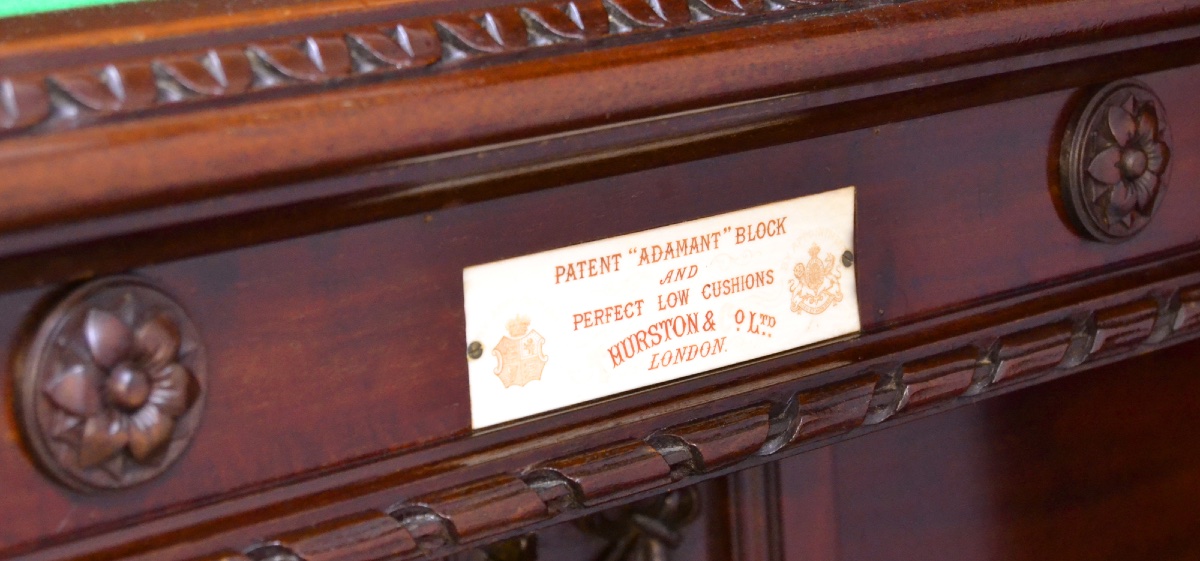 TABLE DE BILLARD OU DE SNOOKER ANCIENNE AVEC DÉCORATION ORNÉE-photo-3