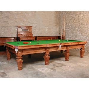 Table de billard snooker ancienne, décorative et sculptée