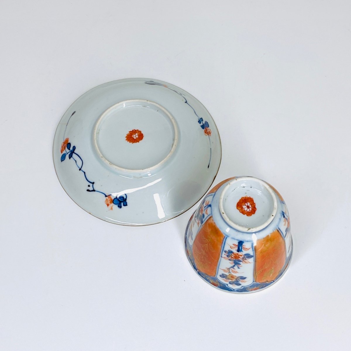 Chine - Gobelet et sa soucoupe à décor Imari - XVIIIe siècle-photo-3
