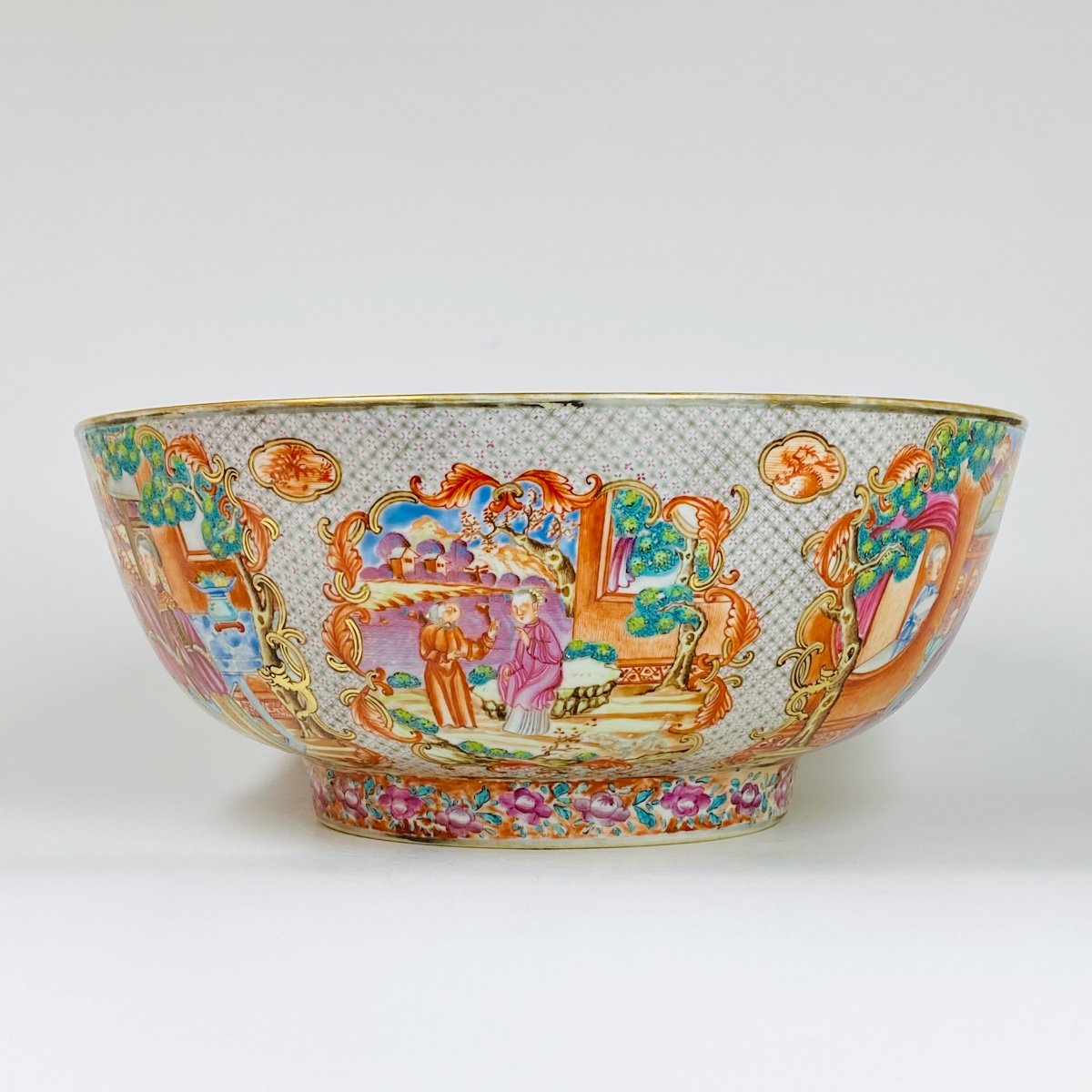 Chine - Bol à punch en porcelaine de la compagnies des Indes - Époque Qianlong 1736-1795-photo-4