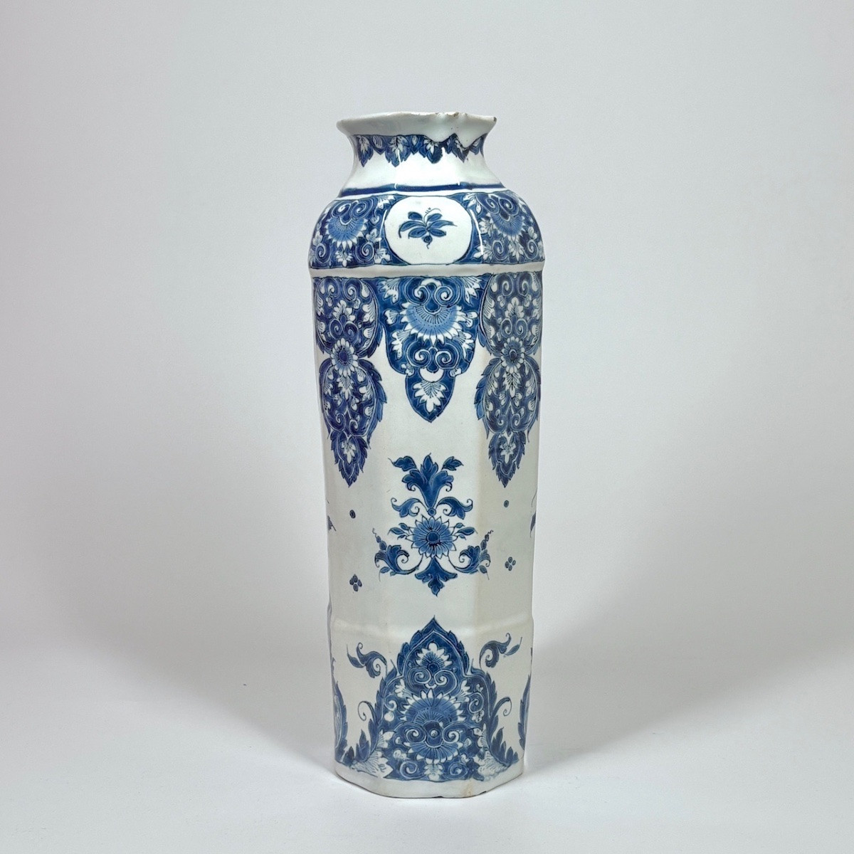 Vase rouleau en faïence de Lille ou Rouen - XVIIIe siècle-photo-2