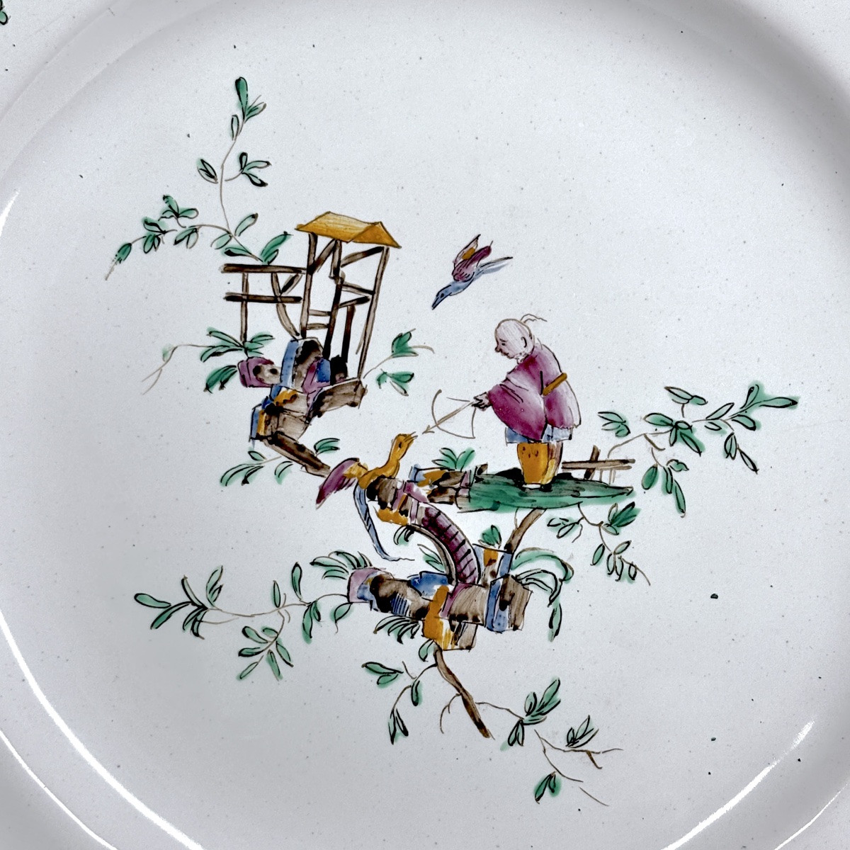 Assiette en faïence de Marseille - Manufacture de la Veuve Perrin - XVIIIe siècle-photo-2