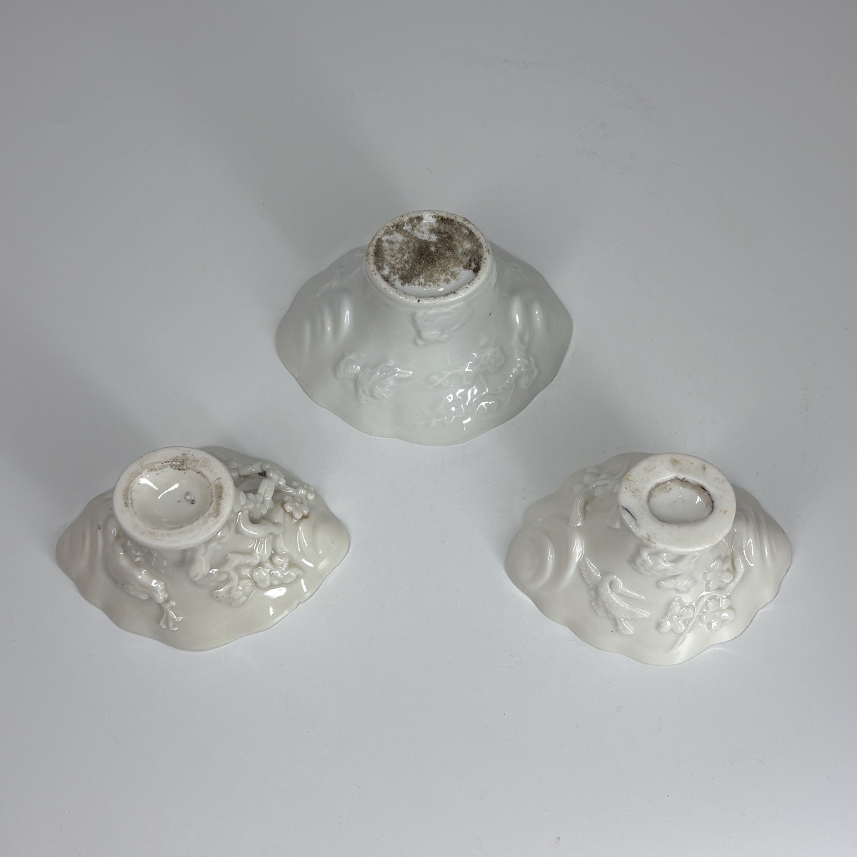 Three Libation Cups In White Chinese Porcelain - Kangxi Period-photo-2