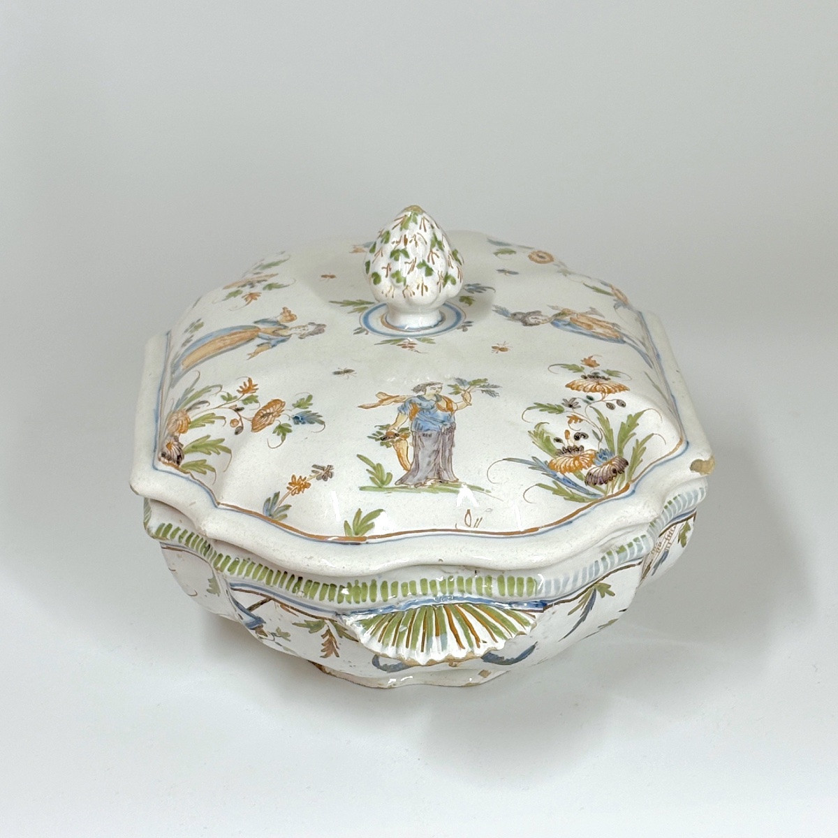 Lyon Faience Tureen - Eighteenth Century-photo-2