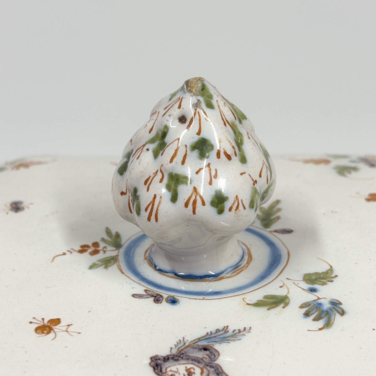 Lyon Faience Tureen - Eighteenth Century-photo-2