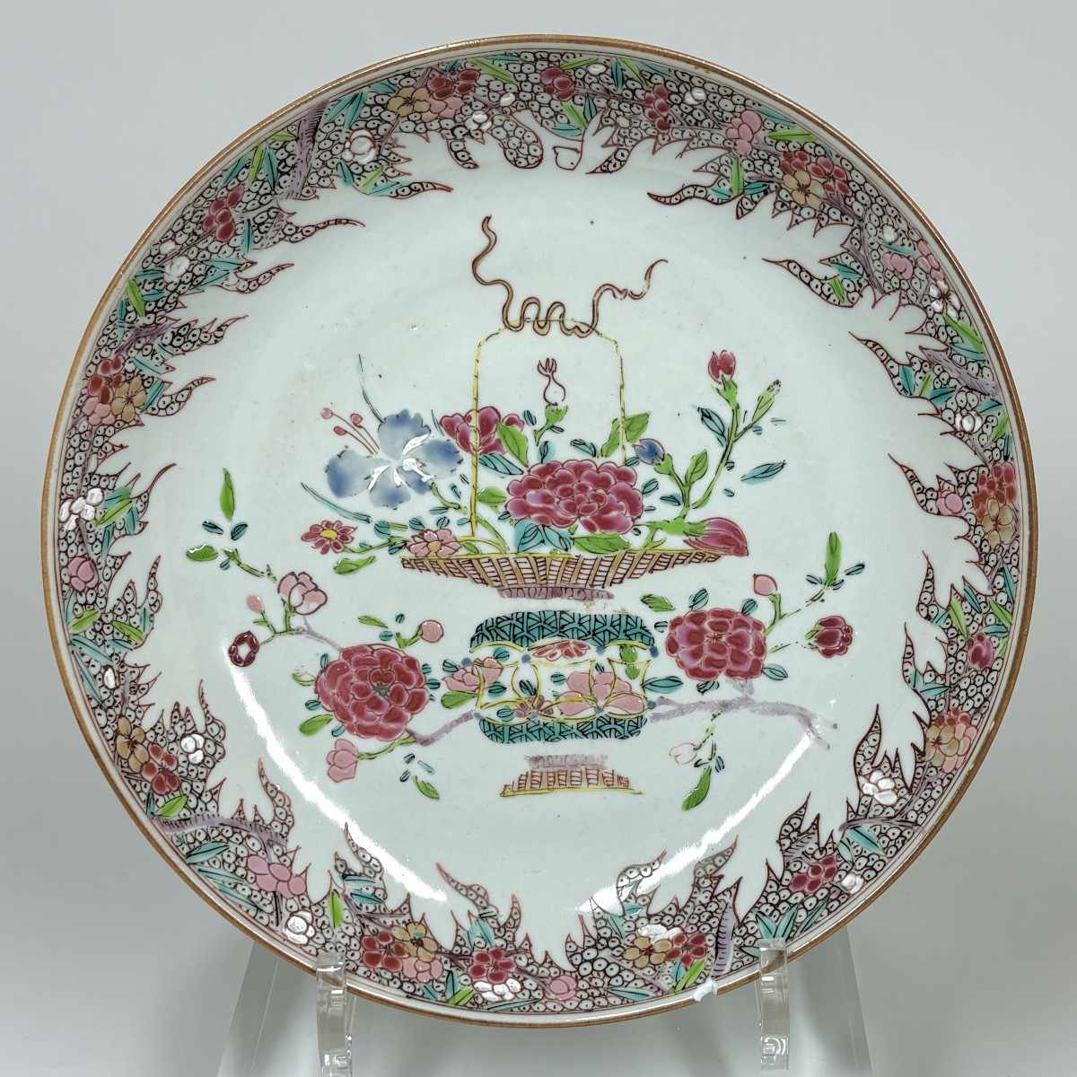 Trois assiettes en porcelaine de la compagnie de Indes - XVIIIe siècle-photo-4