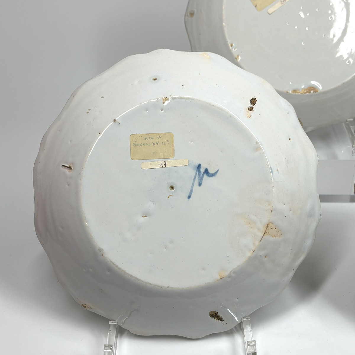 Three Nevers Earthenware Plates Decorated With Chinese Figures - 18th Century-photo-1