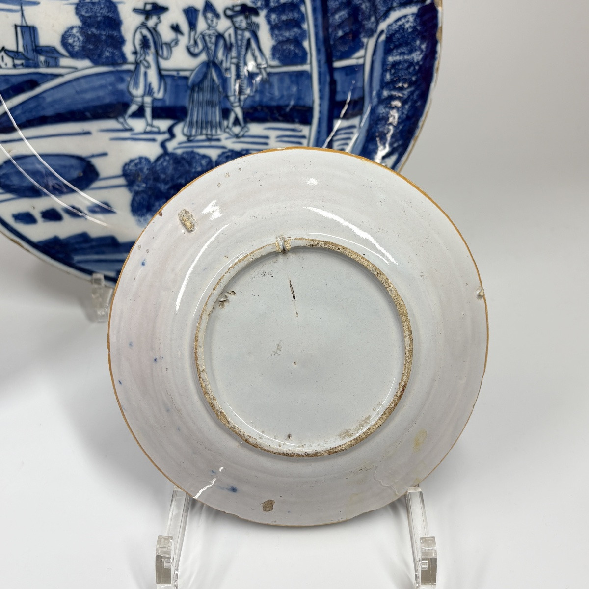 A Dish And Three Plates From Delft -18th Century-photo-5