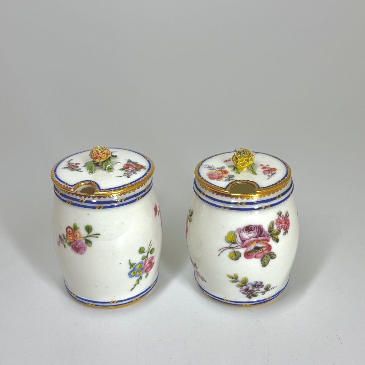 Pair Of Sèvres Soft-paste Porcelain Mustard Pots - Eighteenth Century-photo-2
