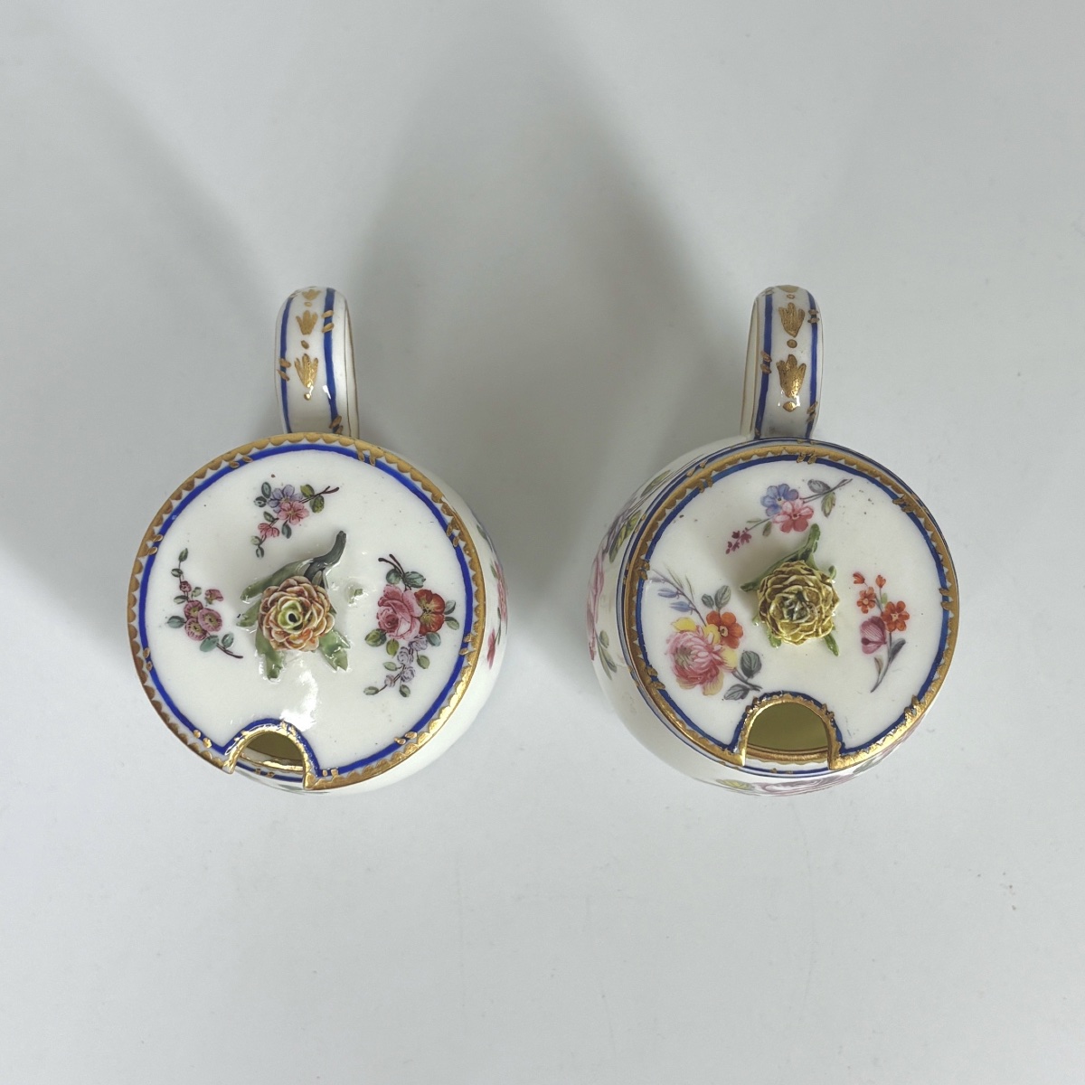 Pair Of Sèvres Soft-paste Porcelain Mustard Pots - Eighteenth Century-photo-3