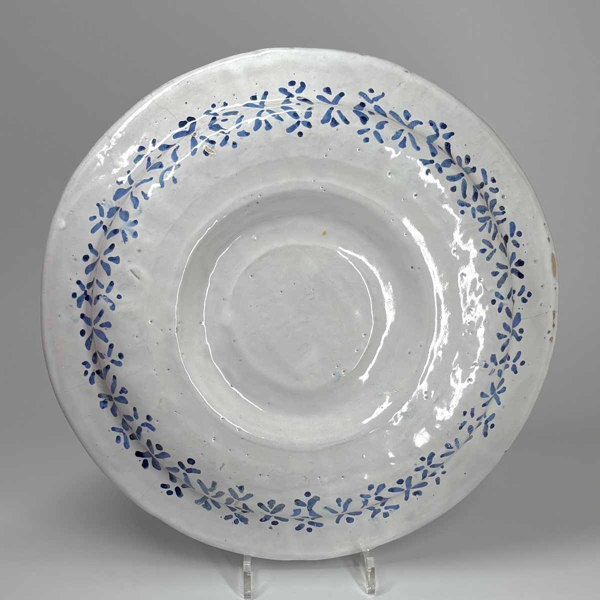 Large Savona Earthenware Dish With A Central Indentation—16th Century-photo-2
