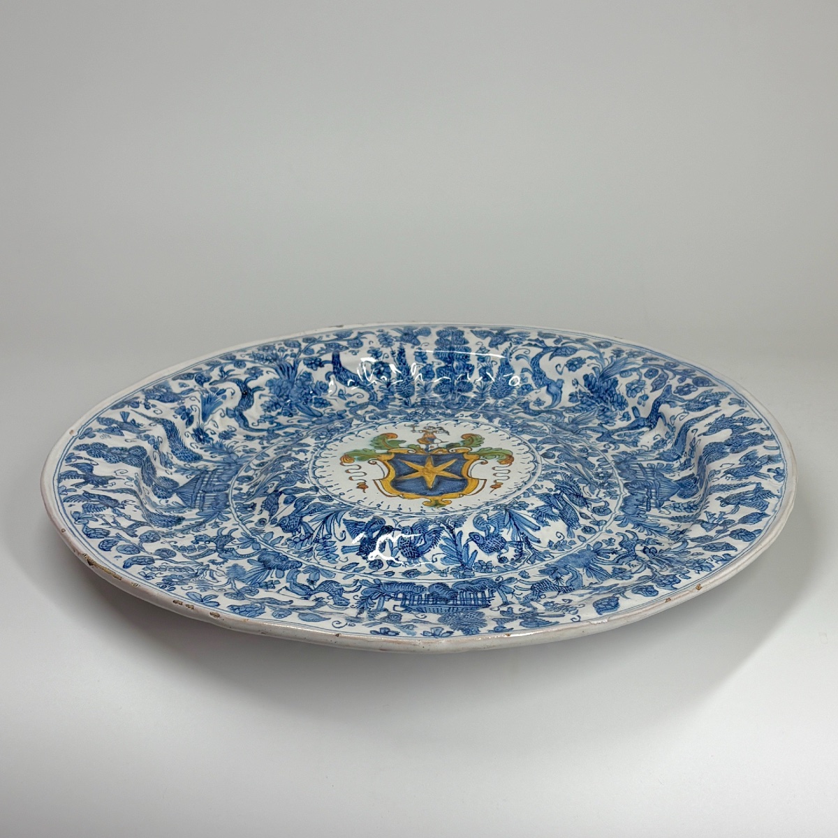 Large Savona Earthenware Dish With A Central Indentation—16th Century-photo-3