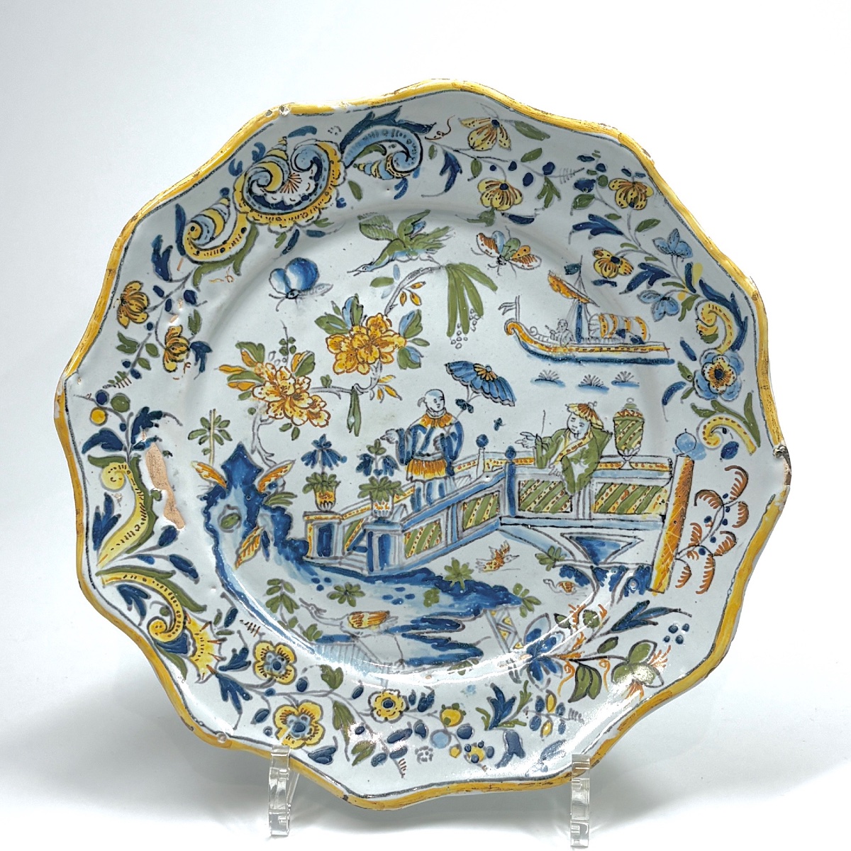 Rare assiette en faïence de Moulins - XVIIIe siècle