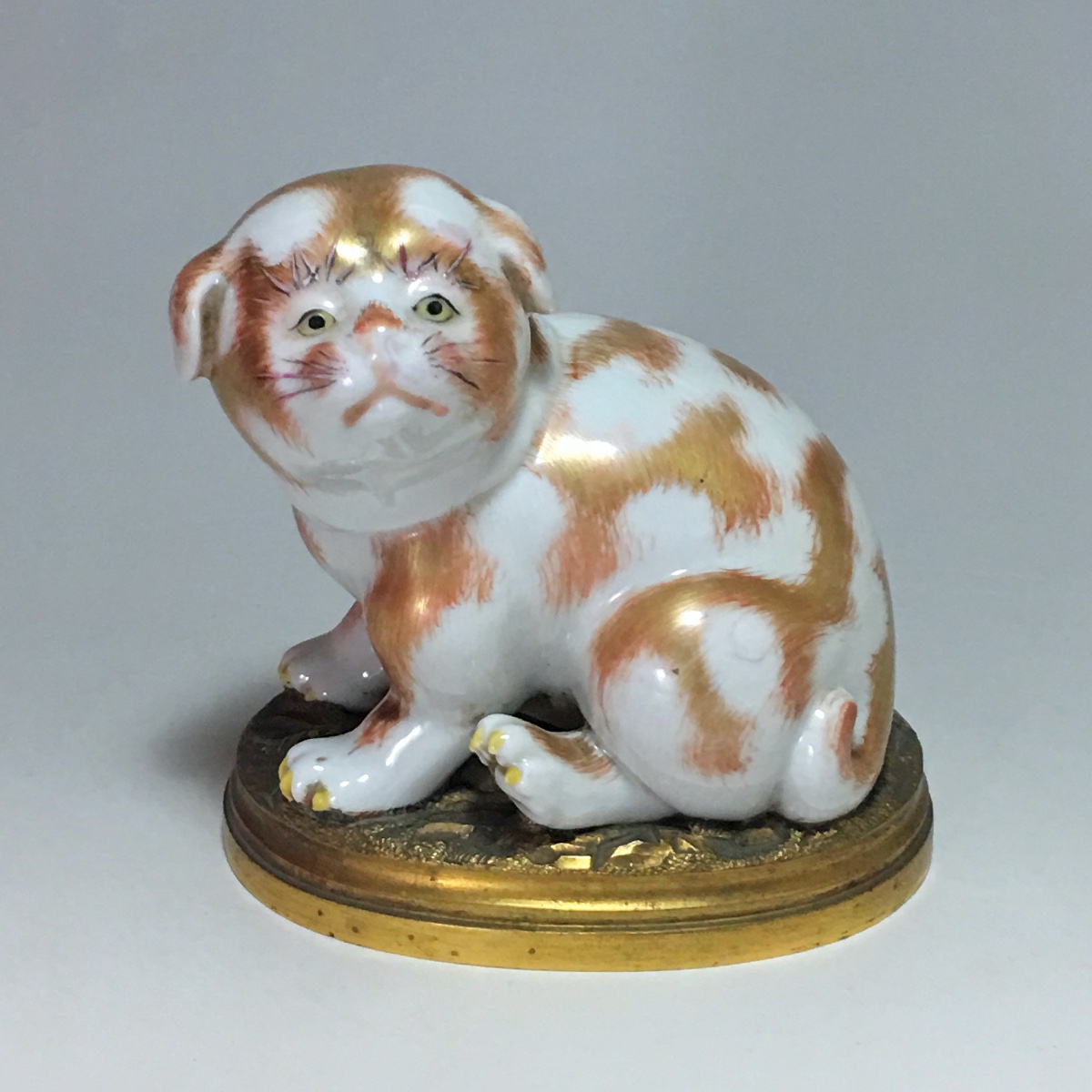 Small Japanese Kutani Porcelain Puppy - 19th Century