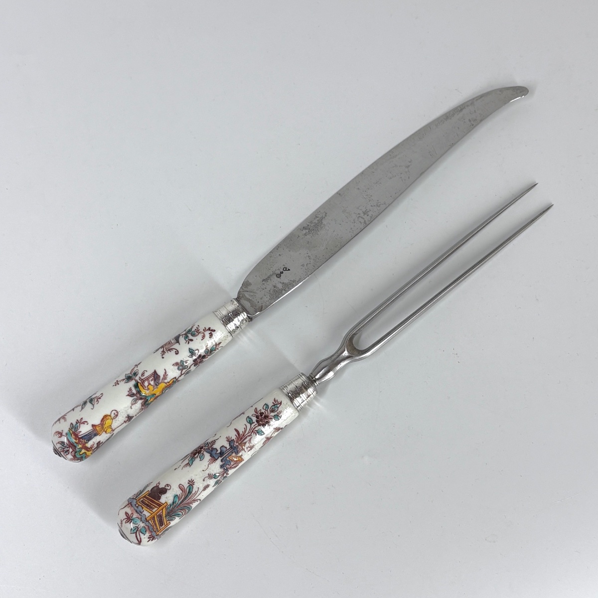 Couteau et fourchette en porcelaine de Saint-Cloud - XVIIIe siècle
