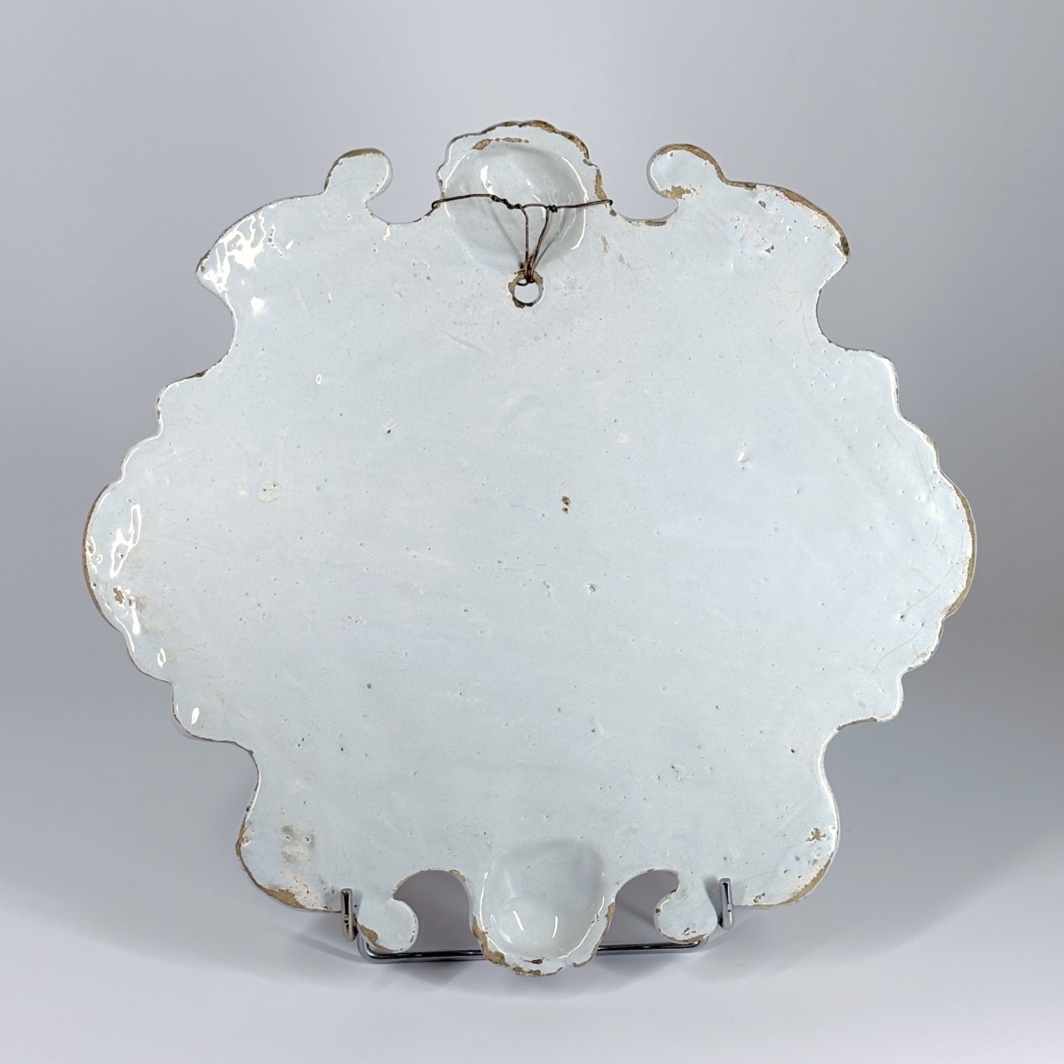 Large Delftware Plate - Eighteenth Century-photo-2