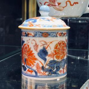 China - Ointment Pot With Imari Decor - Eighteenth Century