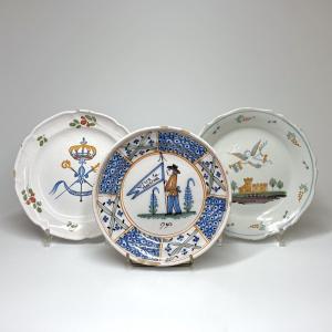 Trois assiettes révolutionnaires - XVIIIe siècle