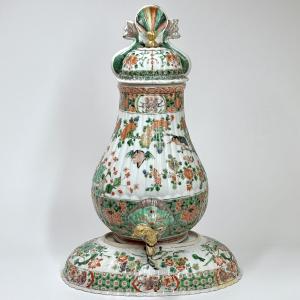 Chinese Porcelain Fountain Of The Green Family - Kangxi Period (1662-1722)