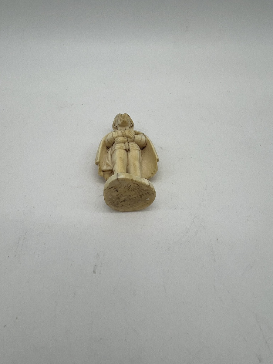 Ecce Homo In Ivory Carved In The Round-photo-1