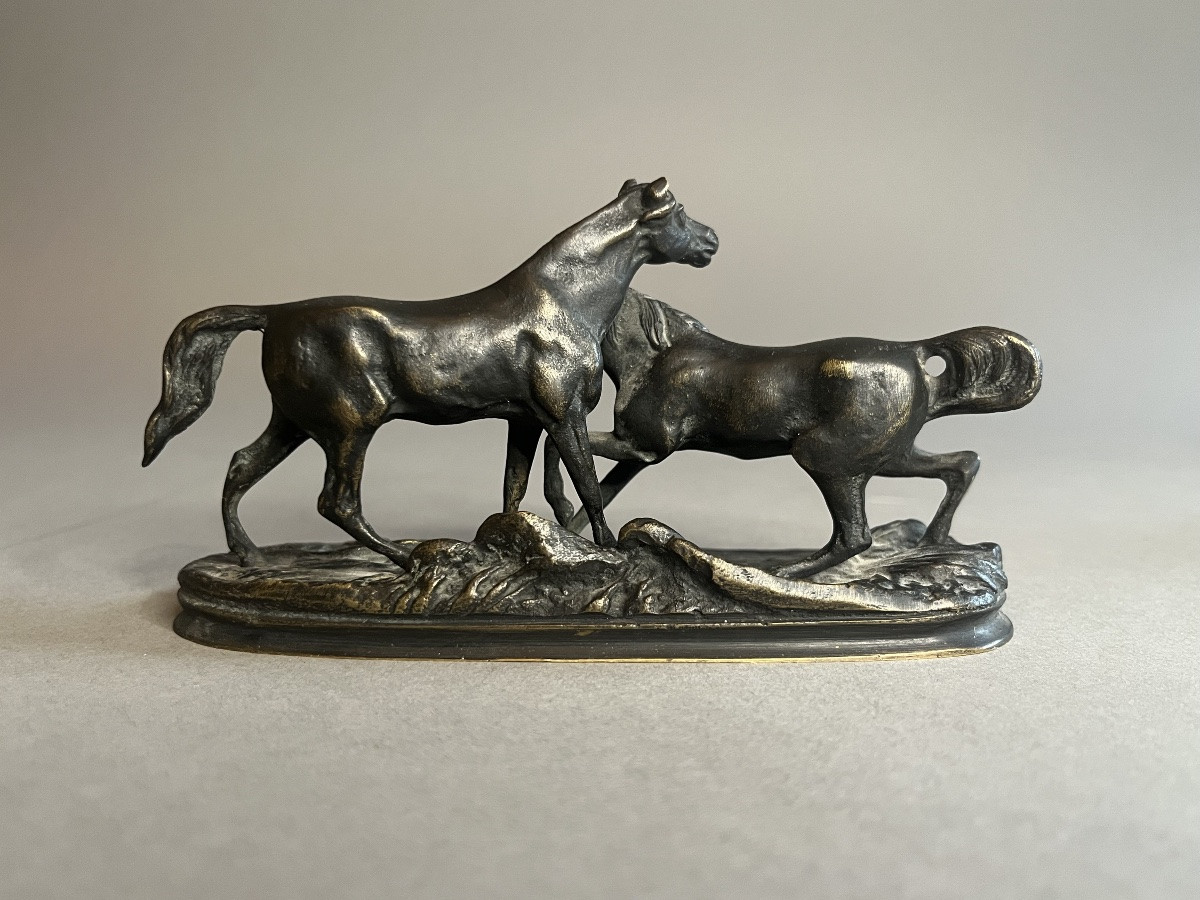 Sculpture After Leads Horses To The Embrace In Bronze -photo-2