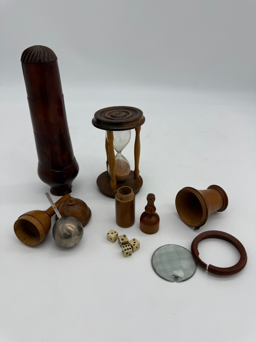 Petit lot en bois, métal et verre -photo-1