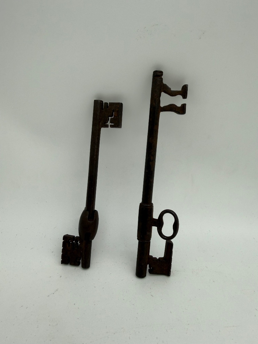Deux clés passe-partout en fer -photo-3