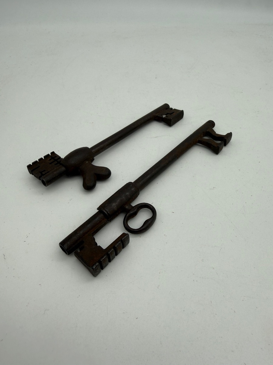 Deux clés passe-partout en fer -photo-4