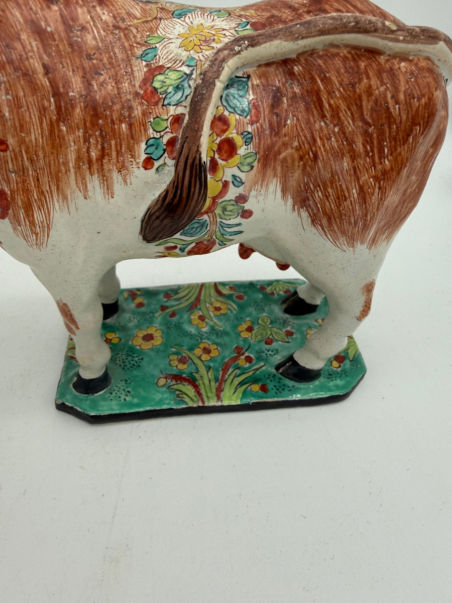 Paire de vaches en faïence de Delft polychrome-photo-3