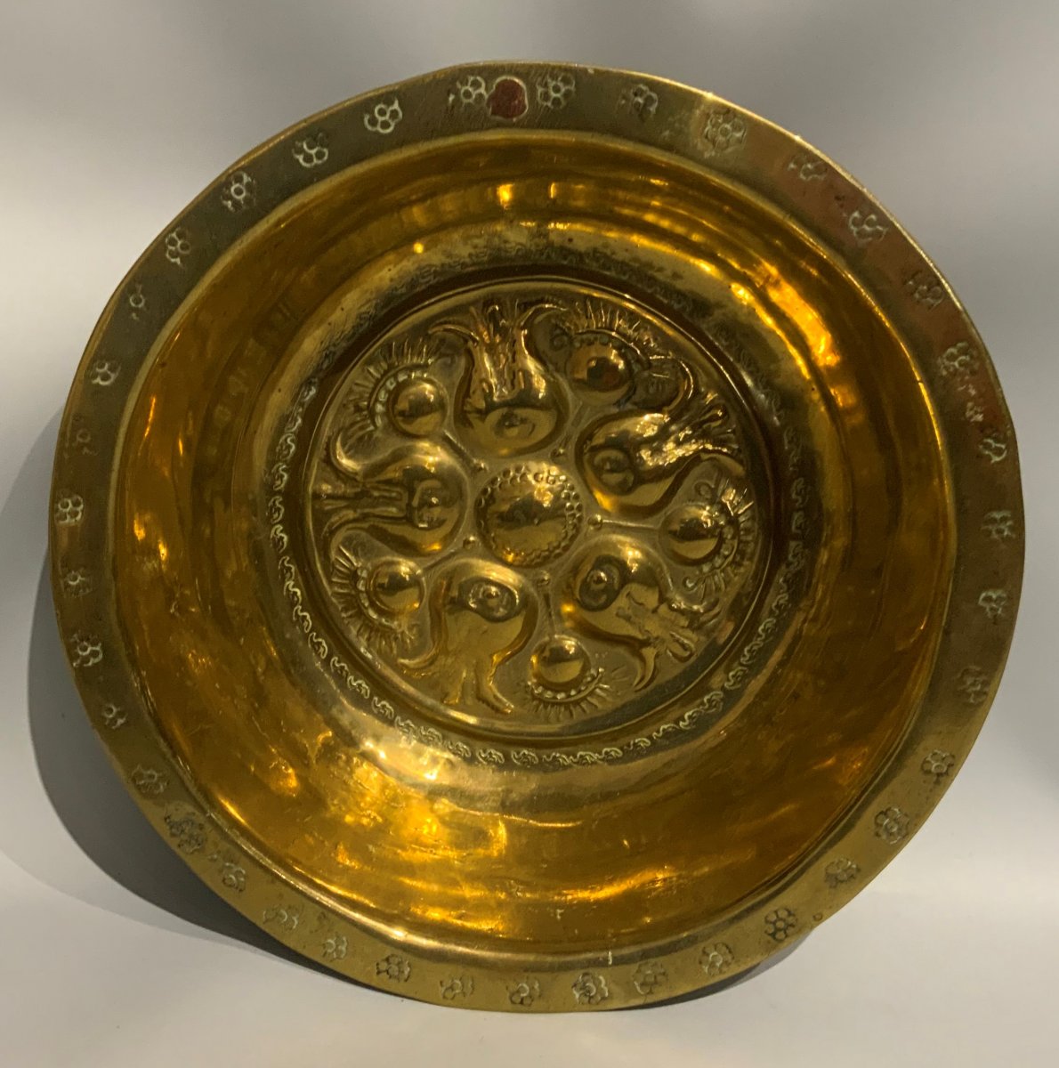 Offering Plate In Brass From The XVIth Century