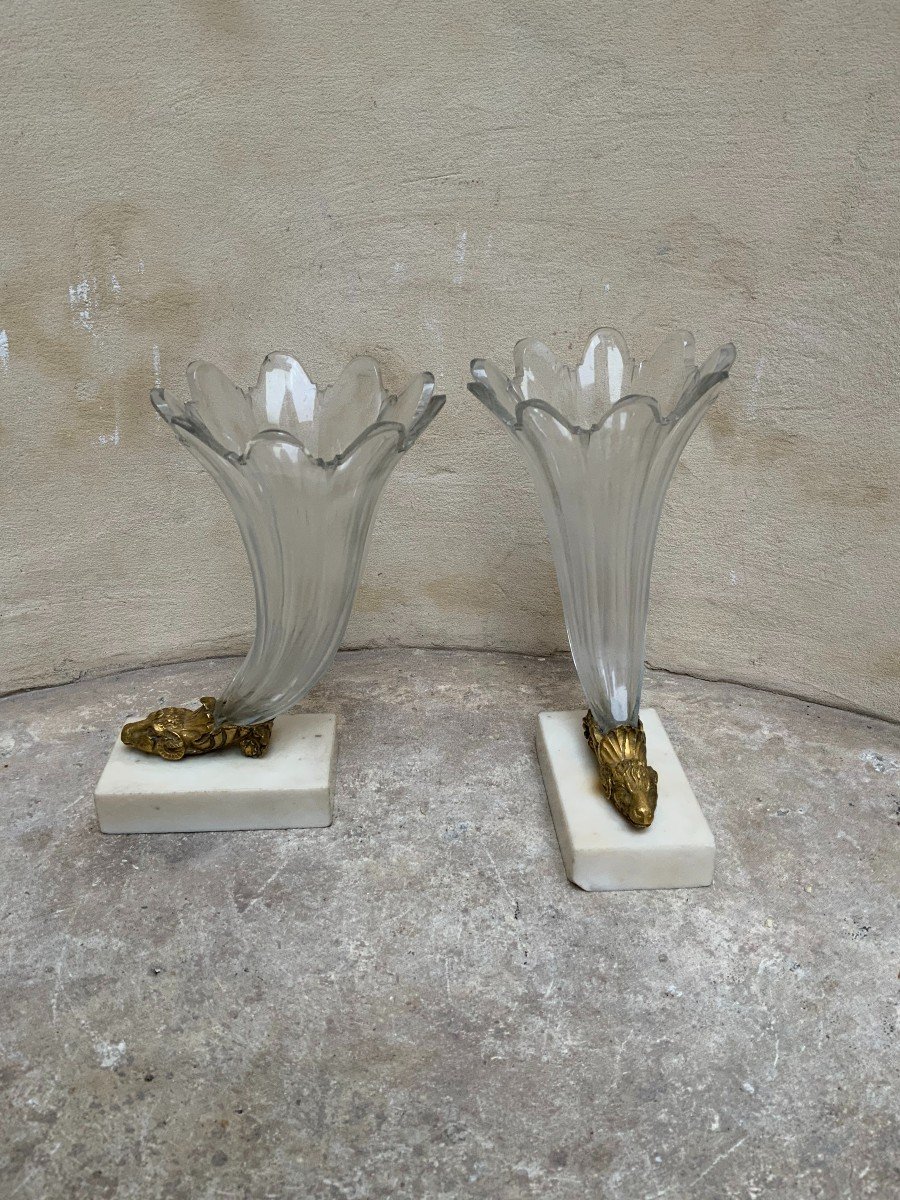 A Pair Of Rhyton Vases-photo-4