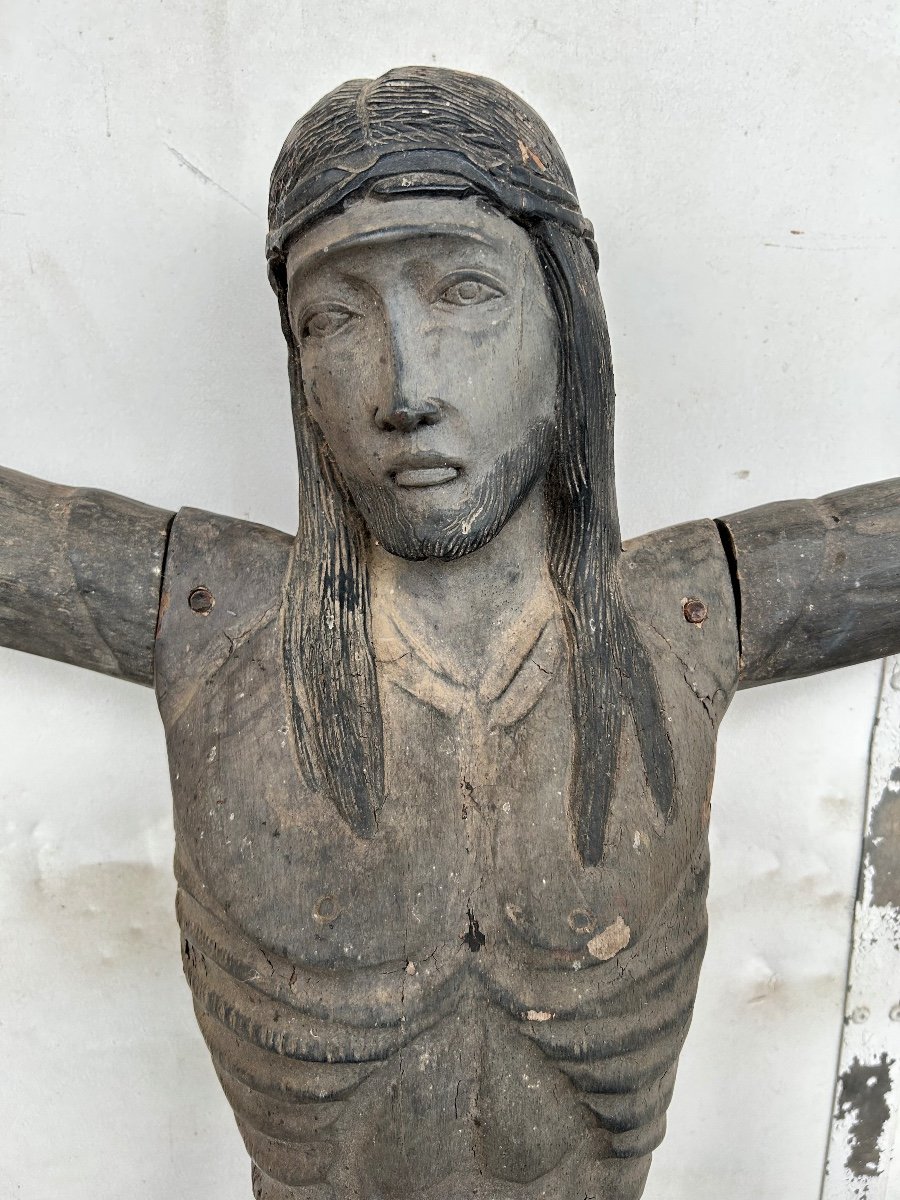 Grand Christ En Bois Sculpté - Amérique Du Sud Vers 1940-50  H 134 Cm