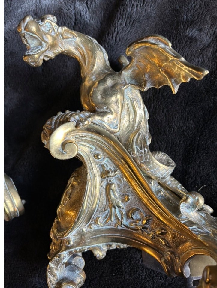 Paire De Chenets En Bronze à Décor De Dragons Aux Ailes Déployées Style Régence époque XIXéme -photo-5