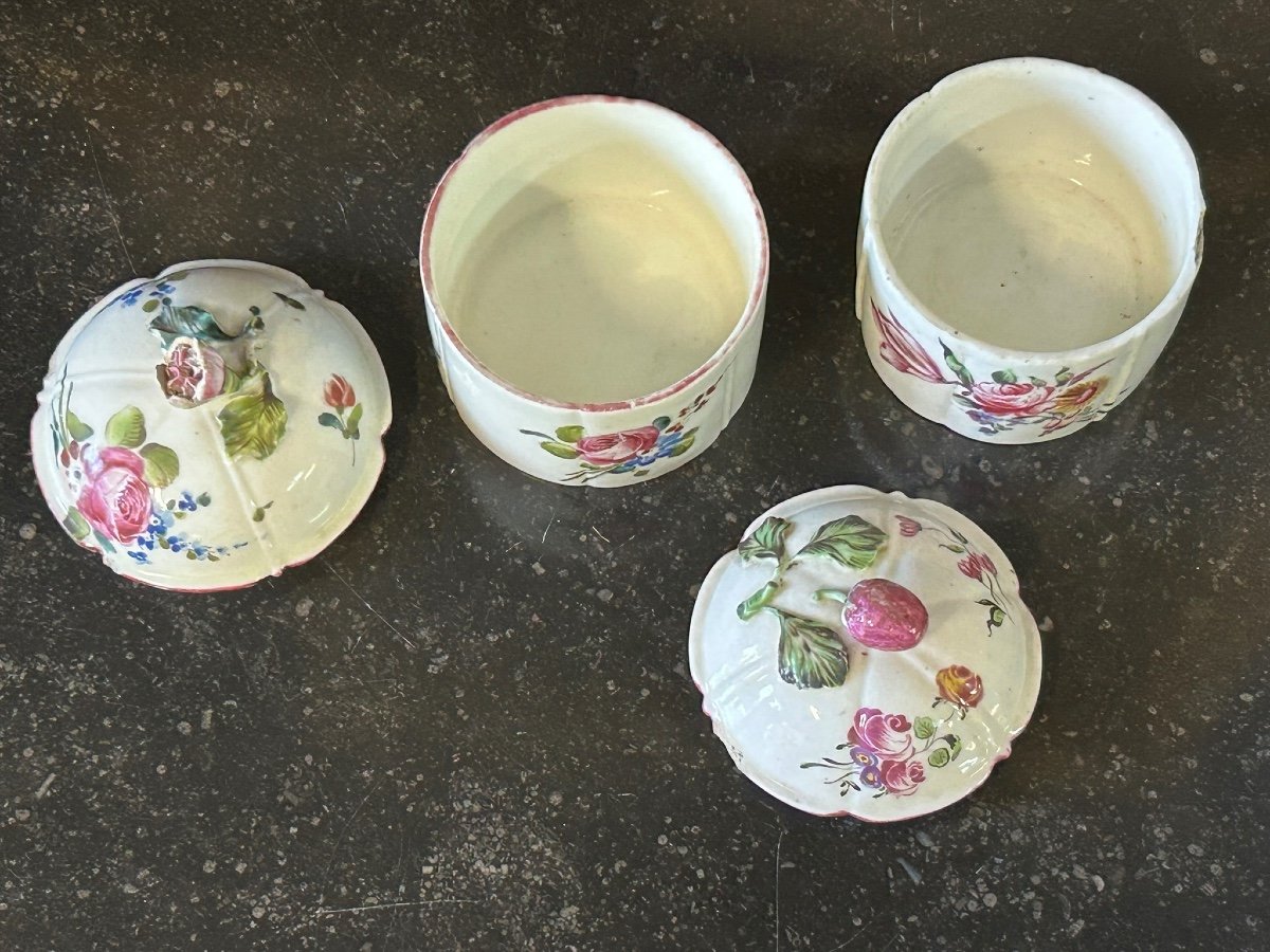 Manufacture De Mennecy Two 18th Century Porcelain Blush Pot-photo-4