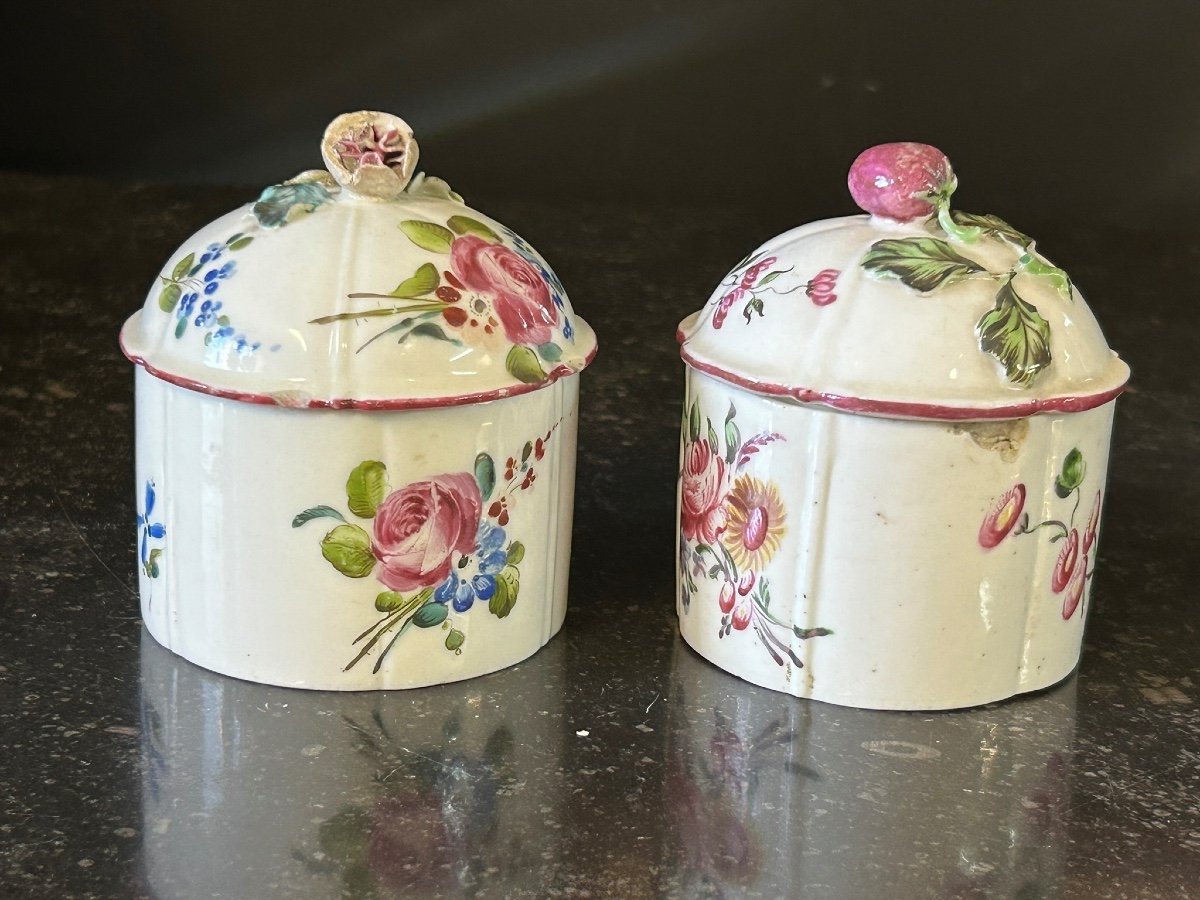 Manufacture De Mennecy Two 18th Century Porcelain Blush Pot-photo-5