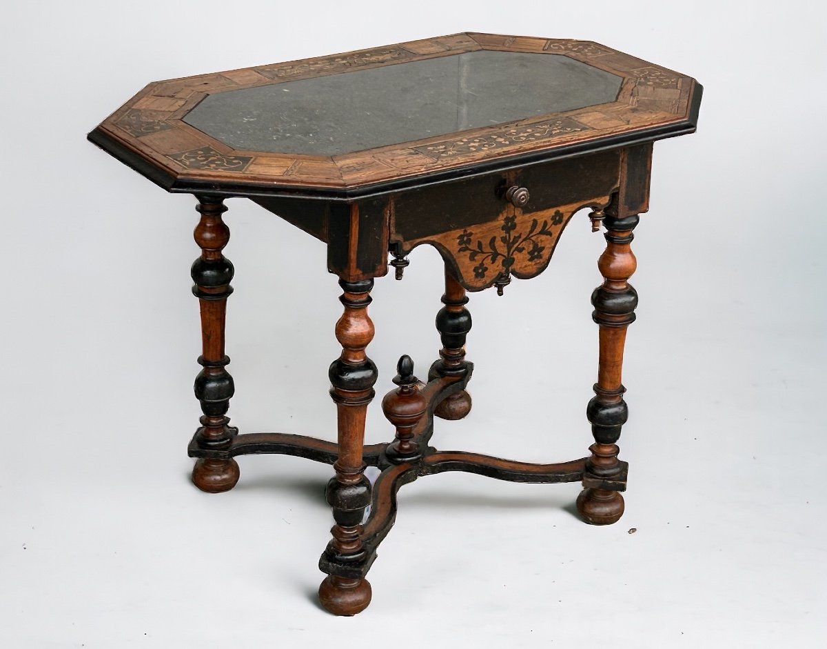 Table De Changeur Louis XIII En Noyer époque Début XVIIIème 