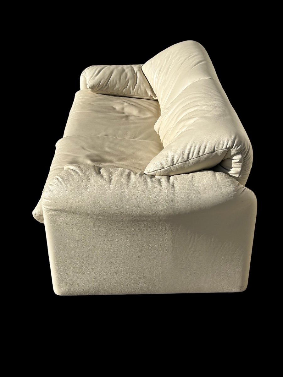 Maralunga White Leather Sofa By Vico Magistretti For Cassina, 1970s No. 1 -photo-3