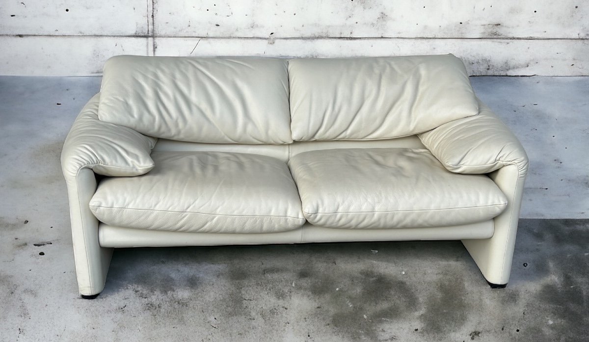 Maralunga White Leather Sofa By Vico Magistretti For Cassina, 1970s No. 1 