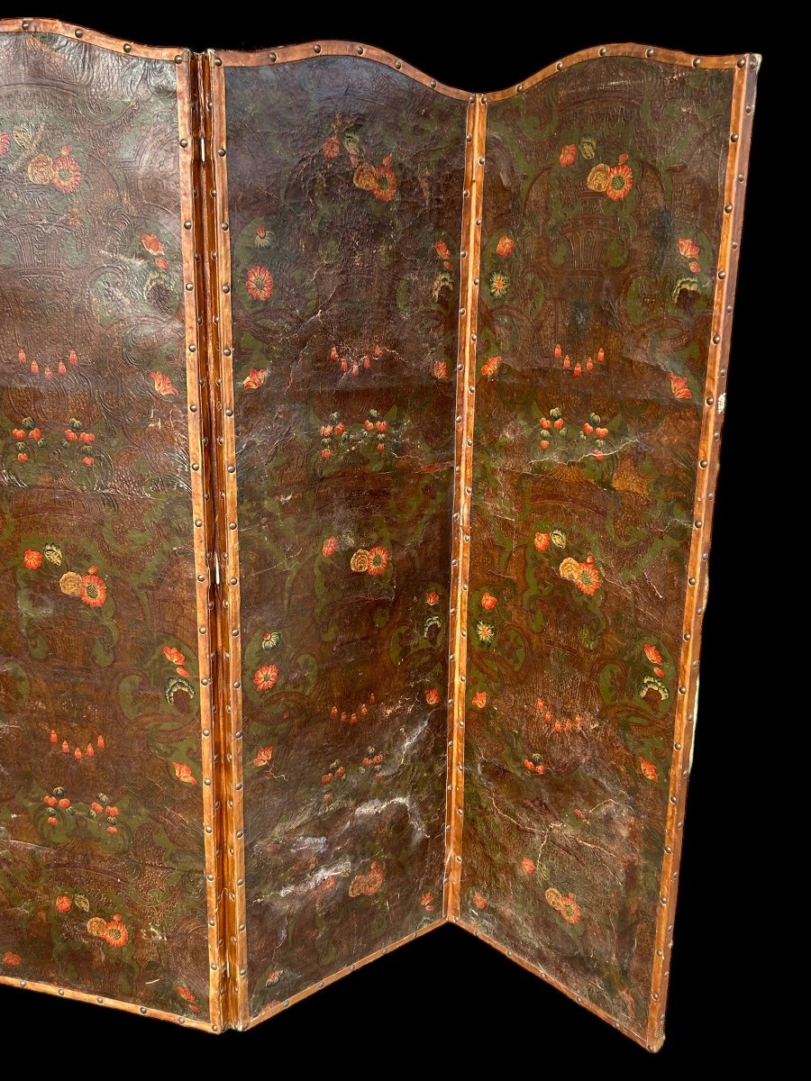 Grand Paravent à Quatre Feuilles En Cuir De Cordoue D’époque Fin XVIIIème H 188 Cm-photo-2