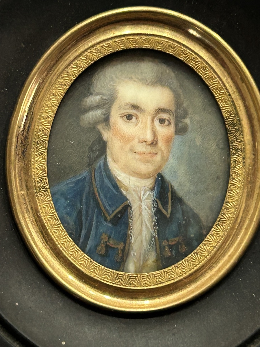 Miniature portrait D’homme à La Veste Bleu D’époque Fin XVIIIème -photo-2