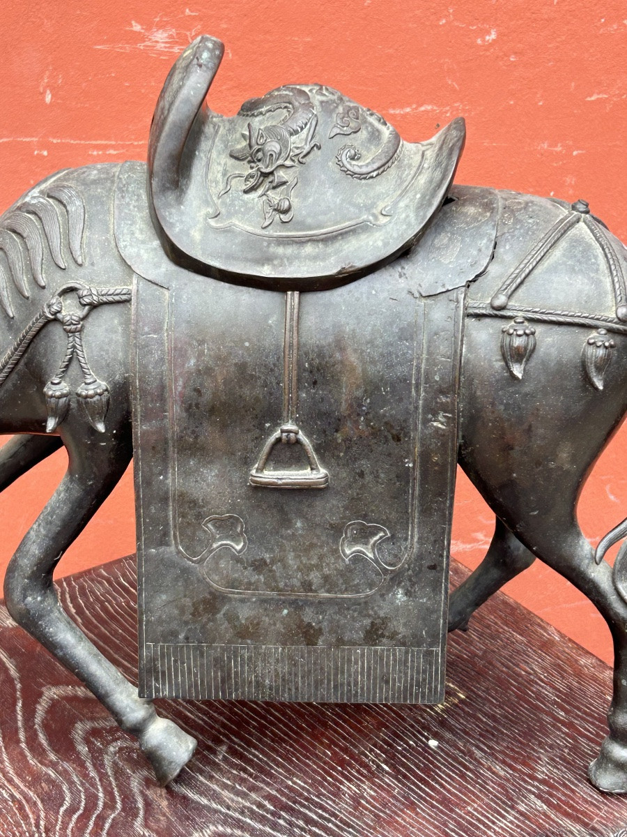 Cheval ou mule en bronze formant brule parfum - Chine XIXéme siècle -photo-4