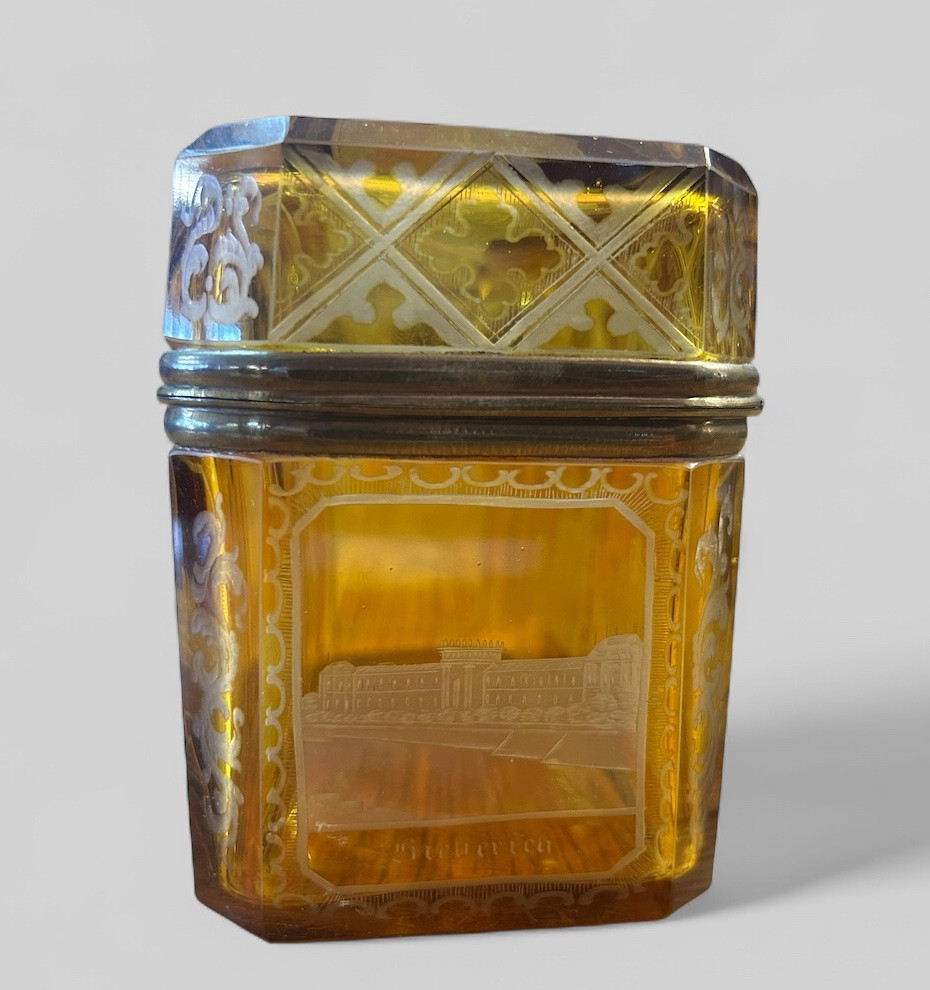 Rare Yellow Bohemian Crystal Box With A View Of Castles, Late 19th Century-photo-3